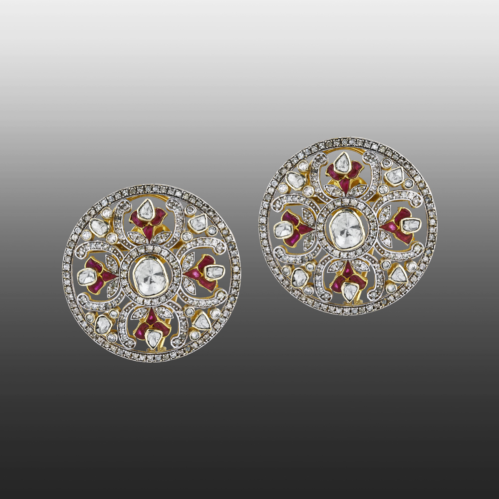Opulent Circular Earrings with Uncut Diamond and Red Talaf